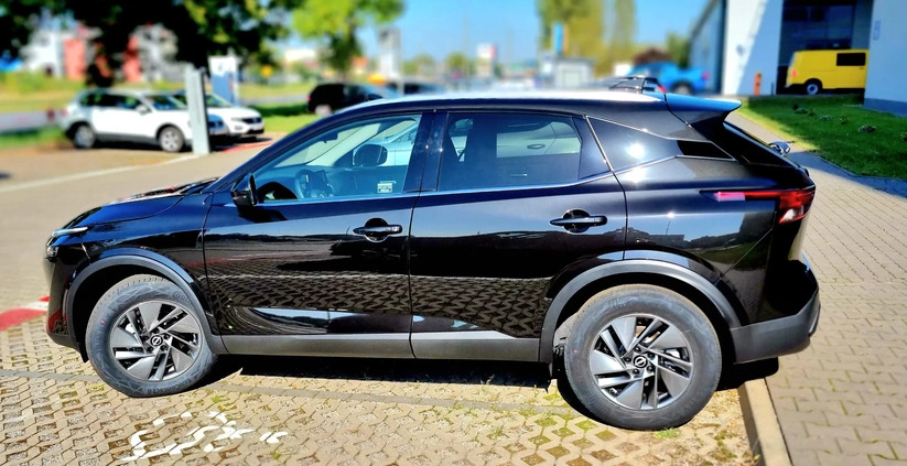 Nissan Qashqai cena 138900 przebieg: 5, rok produkcji 2022 z Radom małe 277